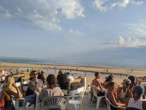 Casa aconchegante, apenas a 10 minutos da praia, com piscina, quadra de tênis, cães bem-vindos - Image 5