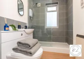 1br-2guests-freeparking-wifi-tv - Image 2
