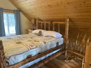 Détendez-vous et détendez-vous dans une cabine familiale sur la rivière Clark Fork - Image 5