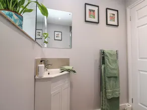 Elder Cottage Studio - Image 3