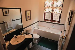 Ridgeview Lodge - Image 2