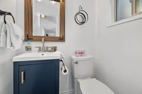 Boulder Bay Bungalow - Updated mountain retreat with hot tub, game table, and sauna! - Image 4