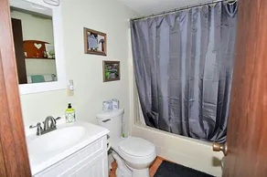 Fox Hollow - Hot Tub, Wifi, Pet Friendly, Screen Porch, Deck, Recreation Center, Pool Access, Golf N - Image 5