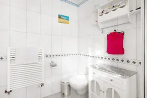 Vacation Apartment \"Petite Paradise\" with Terrace and Wi-Fi - Image 4