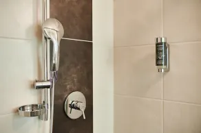 EVI APARTMENTS - Louise - Image 5