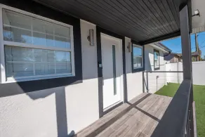 Modern Private luxury Home at TPA - Image 5