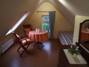 Boutique Holiday Cottage set in a large and tranquil garden near Durrus - Image 5