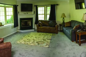 Fully furnished house sits on Lucas Oil Golf Course - Image 4