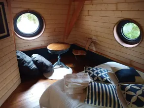 Luxueuse et Très Insolite Cabane Perchée ! - Image 4