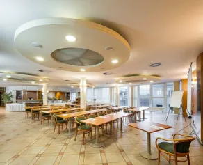 Wine Wellness Hotel Amande Hustopeče - Image 4