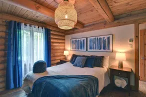 LOG CABIN w HOT TUB, BEACH access, near of TREMBLANT - Image 5