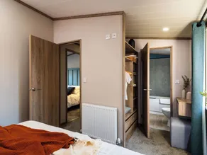 Cedar Lodge 2 Bedrooms - Image 3