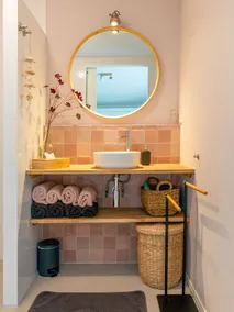 Romantic studio apartment with unobstructed view and near the beach, dunes, Amsterdam. - Image 3