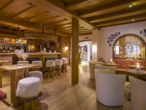 Suite \"sonnjoch\" ab 4 Nächte Halbpension - Hotel Karlwirt - Image 4