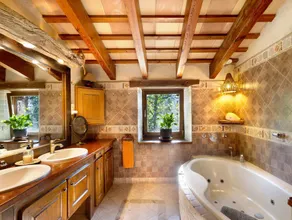Casa de campo 'Masia Paradise' com vista para a montanha, piscina privada e Wi-Fi - Image 3