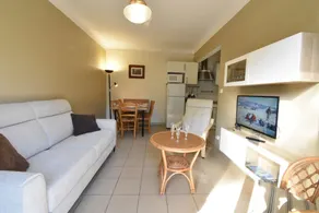 Villa PLAIN af mund renoveret med have og terrasse - Image 5