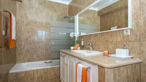 Holiday home w/ heatable pool & BBQ - Image 4