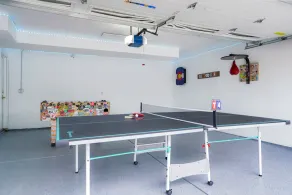 Newly Renovated-Spacious-20min to Den& Boulder-HotTub/Game Room/Basketball Court - Image 4