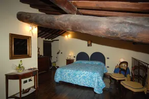 Villa con piscina privada, jardín y jacuzzi - Image 3