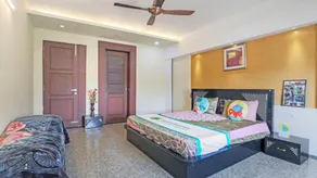 private farm house gurgaon - Image 2