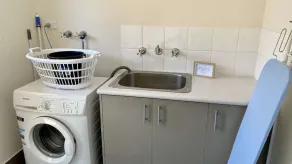 Beachside on Kent- This cute, but spacious little unit, central to all Busselton's famous attraction - Image 2