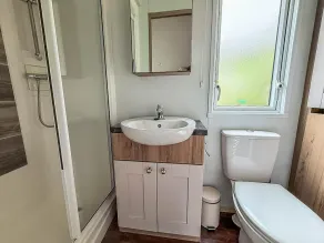 Beautiful Caravan With Decking At Carlton Meres Holiday Park, Suffolk Ref 60022M - Image 3