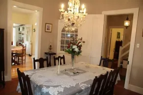 Riverboat Bed & Breakfast - Image 4