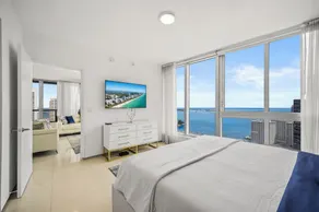 Icon Brickell W Hotel Luxury - Image 5
