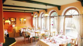 21 quartos duplos - Landhotel Neuwiese com pousada tradicional An der Mühle - Image 2