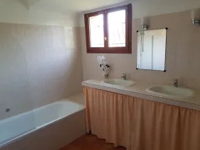 Splendid villa with swimming pool 5 minutes walk from the sea - Image 3
