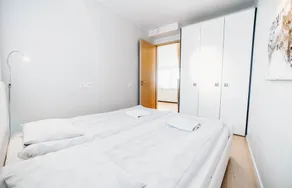 High end penthouse - large terrace - Image 4