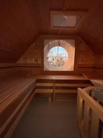 Sea view with sauna - Image 4