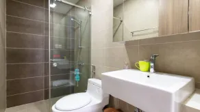 Cozy Apartment for big group/family 3BRs & 3Baths in heart of Saigon - Image 4