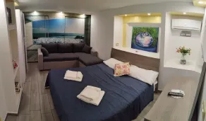 🤩 APP MARAVILHOSO. PARA COM PISCINA E JARDIM COM VISTA CAPRI E COSTA AMALFI - Image 4