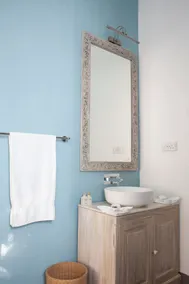Arahtis Lake Villa - Image 3