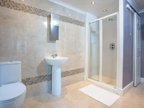 3 Bed in Mevagissey oc-vaview - Image 5