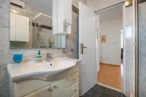 Modern and Cozy Apartment in Rakalj - Image 2