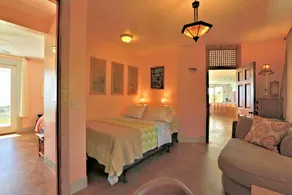 Puumoi Pink House: 2bedroom hjem med solopgang og havudsigt. 10 minutter til Hilo - Image 4