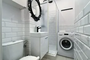 Śródmieście Warsaw Muranów Apartments with Parking by Noclegi Renters - Image 3