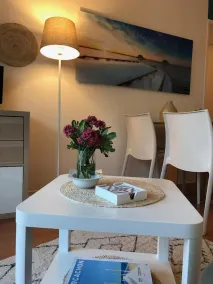 Nice T2 50 meters from the beach, terrace and private parking - Image 5