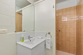 Gazebo Motor Inn - Clean Motel Room vicino a Murray River, Wifi e bagno privato - Image 3
