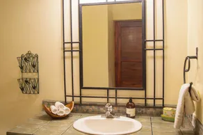 Private suite 102 with beautiful gardens, shared pool and BBQ area! - Image 2