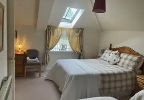 THE COACH HOUSE - Image 5