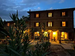 Lux Gated Estate Villa w/ Private Pool Umbria/Borders Tuscany - Image 5