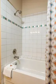 Bokhete 1823: 2Br + Loft -The Aspens -Renovated Western Design -Short Walk to Ski Shuttle - Image 3