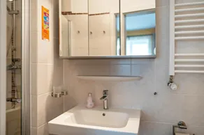 \"La casa vicino allo stagno\" per 20 persone, con giardino, Wi-Fi e stagno - Image 4