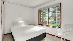 Perfect for your beach holiday, you are only a stone's throw to the Port Fairy East Beach - Image 5