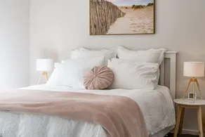 Hidden Little Gem, Luxury Township Escape in Middleton - Image 5