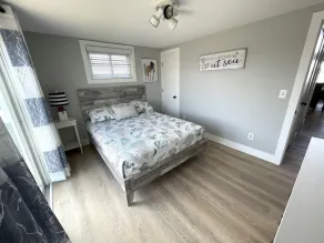 Relaxing Nestled btw Watch Hill & Weekapaug! BEACH, waterviews, newly renovated - Image 5