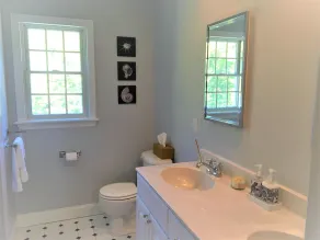 Lovely Private Estate In East Hampton - Image 4